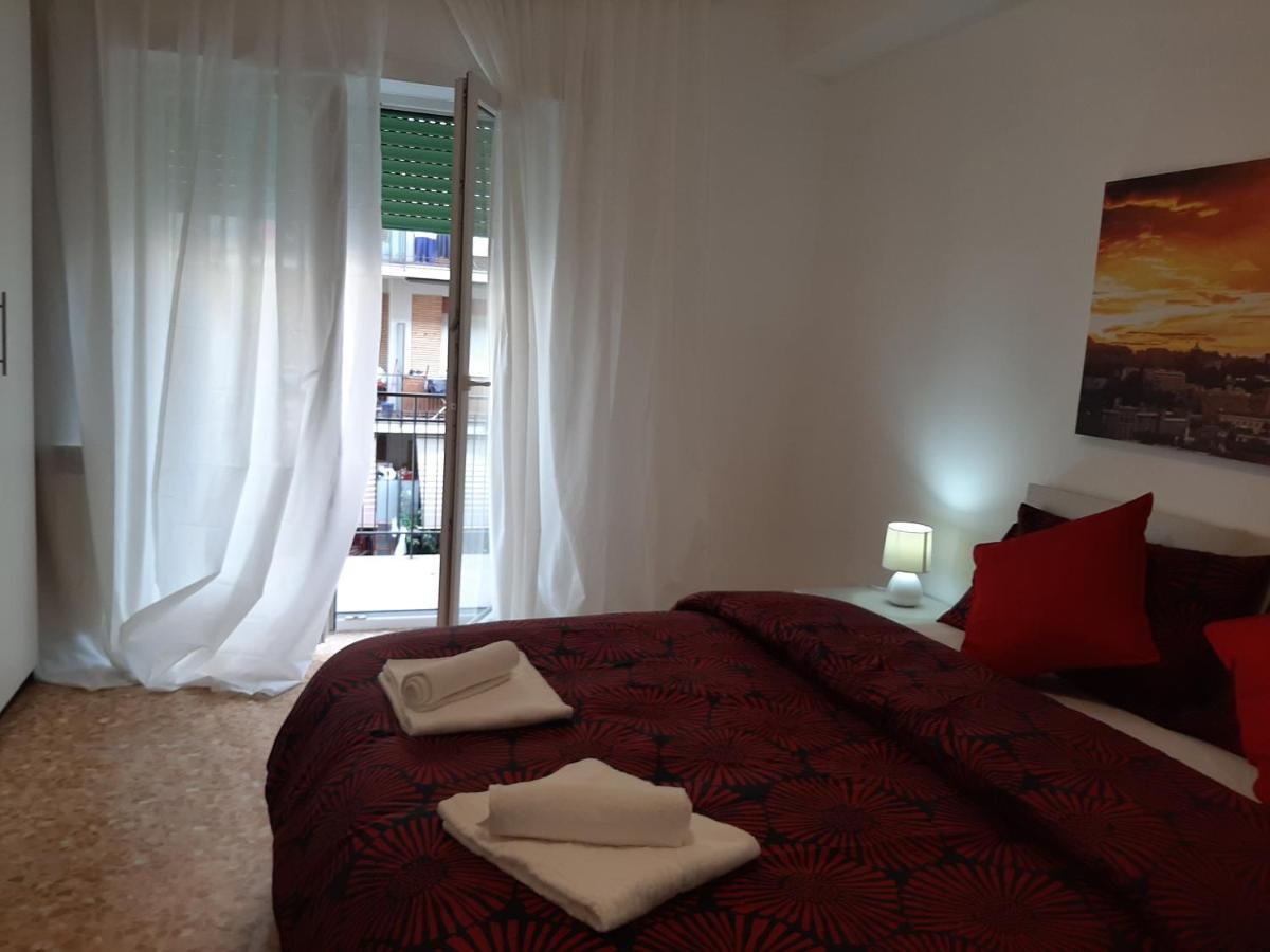 Centro Monti Tiburtini B&B Roma Exterior foto